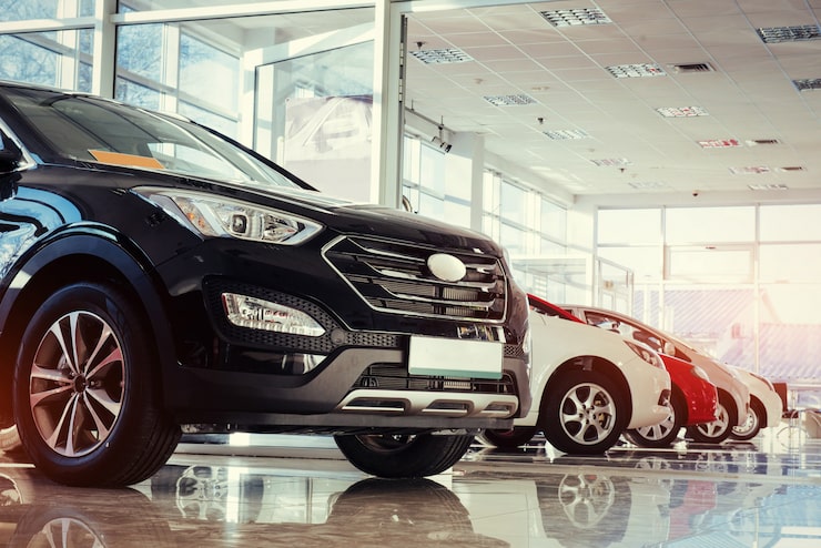 headlights-hood-black-sports-car_146671-5564